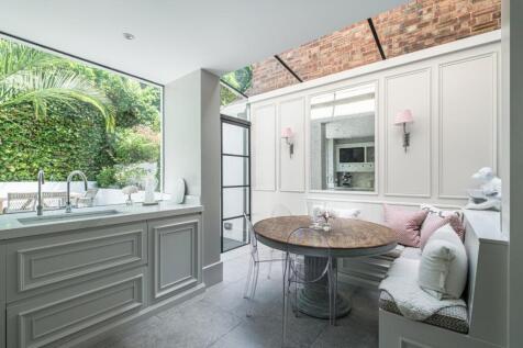 Cloudesley Road, 
Barnsbury, N1