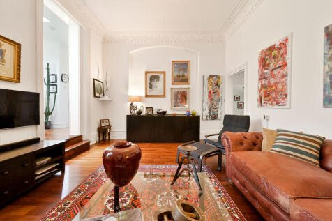 Haven Green, Ealing, London, W5