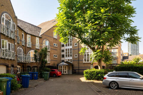 Eleanor Close, Canada Water, London, SE16
