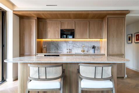 Fareham Street, London, W1F