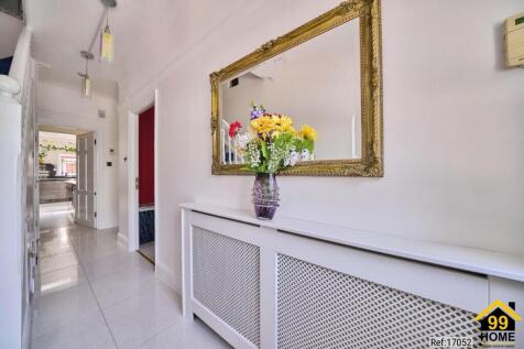 Niagara Avenue, London, United Kingdom, W5