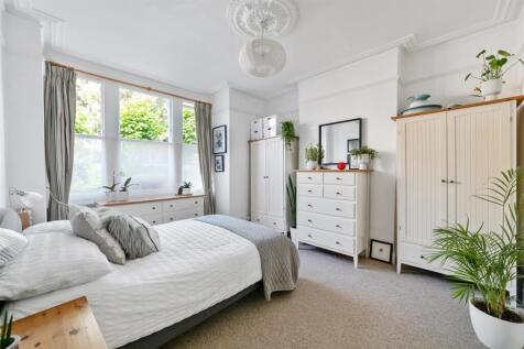 Trinity Road, Wimbledon