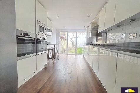 Cambria Road, London, SE5