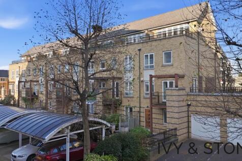 St. Davids Square, London, Greater London, E14