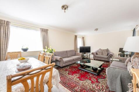 Hillcrest Road, Ealing, London, W5