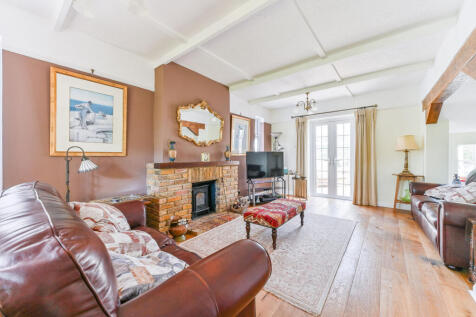 Blenheim Road, Raynes Park, London, SW20