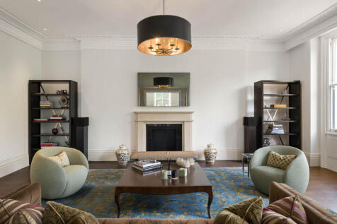 Queens Gate, South Kensington, SW7