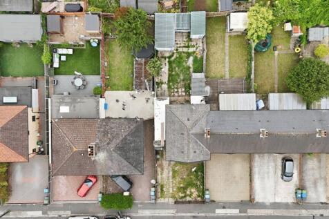Ealdham Square, London, SE9