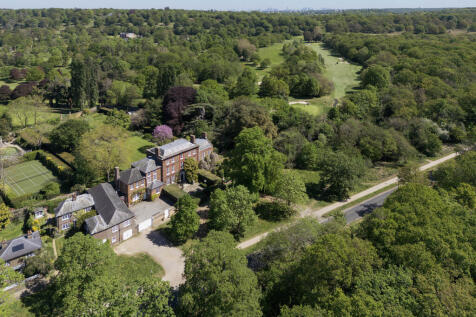 Ormeley Lodge Estate, Richmond, London, TW10