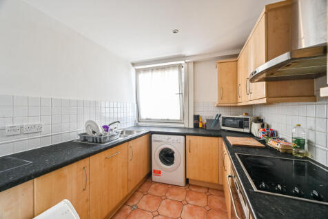 Boardwalk Place, E14, Docklands, London, E14