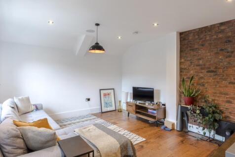 7 Old Town, London, SW4