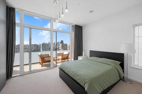 Bayliss Heights, 
8 Peartree Way, SE10