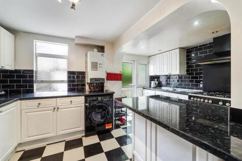 Marlborough Road, Colliers Wood