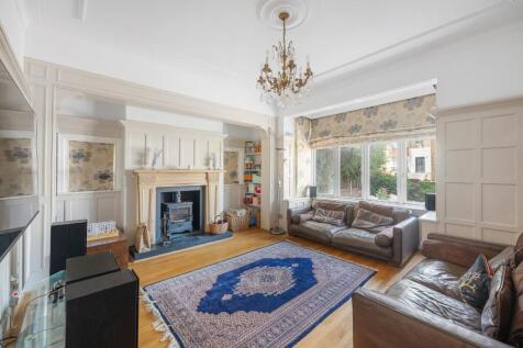Augustus Road, Southfields, London, SW19