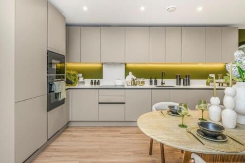 Craneford House, 32 Rose Square, Twickenham Square, TW2
