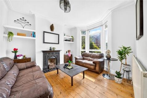 Dyers Hall Road, Leytonstone, London, E11