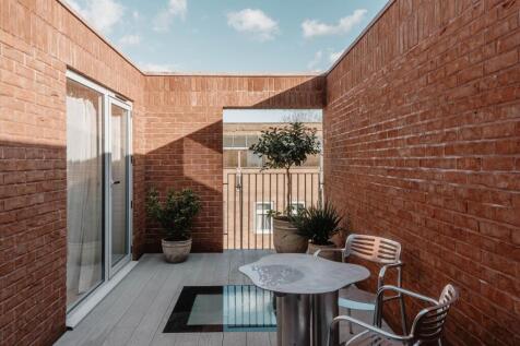 Lode, London N16