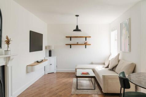 Pickering Close, London, E9
