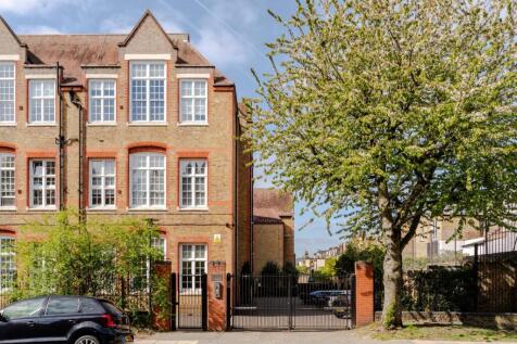 London SW11