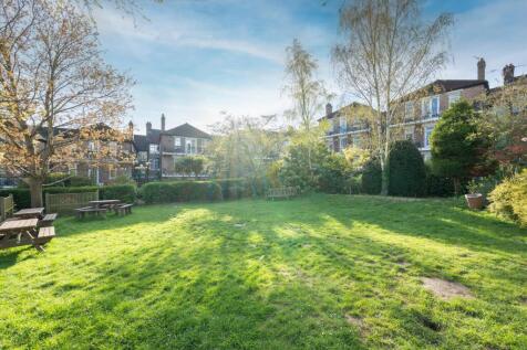 Cholmley Gardens, London NW6