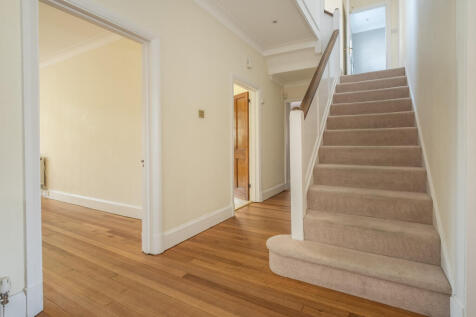 Stonehill Road, London, SW14