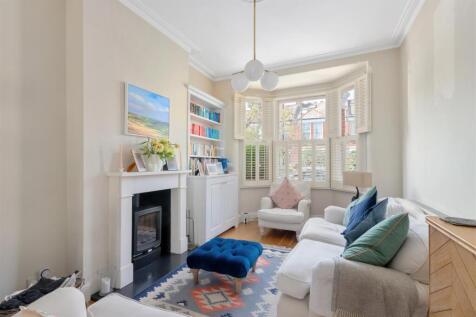 Effra Road, Wimbledon, SW19