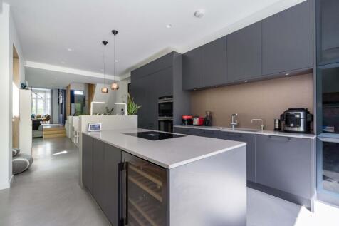 Kenilworth Road, Ealing, W5