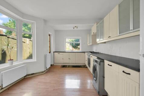 Nutfield Road, London, E15