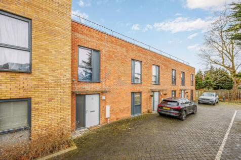 Alton Court, Copley Close, Hanwell, London, W7