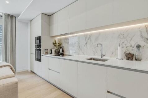 Leven Road, London
