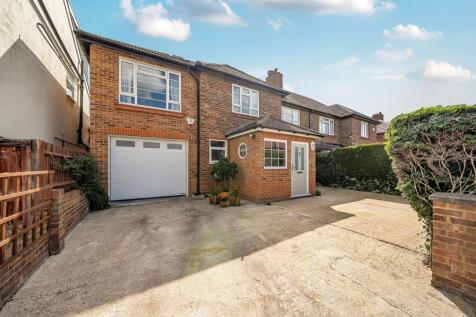 Lock Road, Richmond, TW10