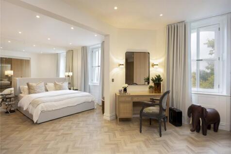 Chelsea Embankment, Chelsea, London, SW3