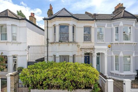 Elms Crescent, London, SW4