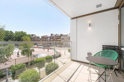 Stockwell Road, SW9