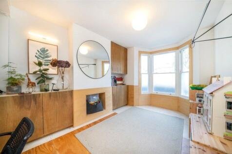 Glyn Road, London, E5
