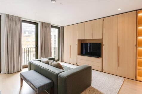 Little Britain, London, EC1A