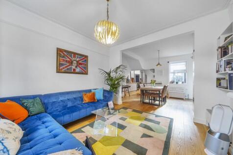 Avenue Road, Acton, London, W3
