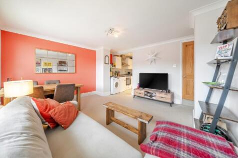 St. James Terrace, Boundaries Road, London, SW12