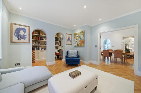 Girdlers Road, London, UK, W14