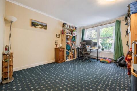 Frankland Close, London, SE16