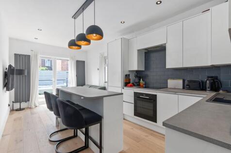 Southfield Road, Chiswick, London, W4