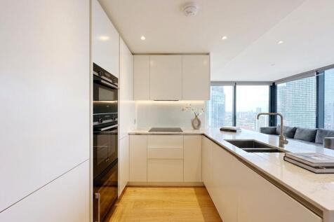 Hampton Tower, South Quay Plaza, E14