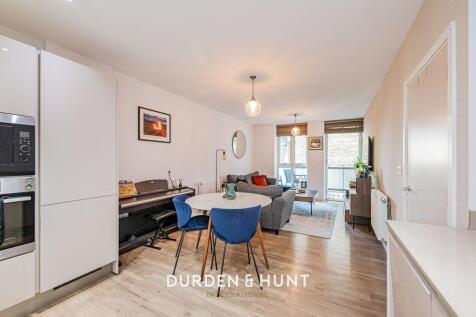 Braid Court, Nellie Cressall Way, E3