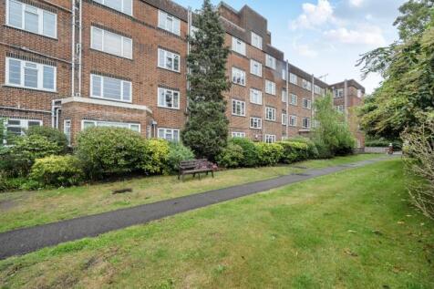 Sheen Court, Richmond
