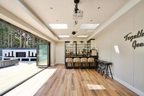 Carnaby Road, Broxbourne