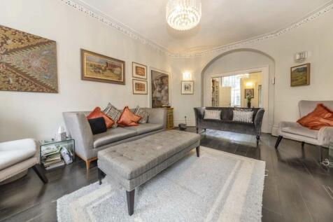 Doughty Street, Bloomsbury, WC1N