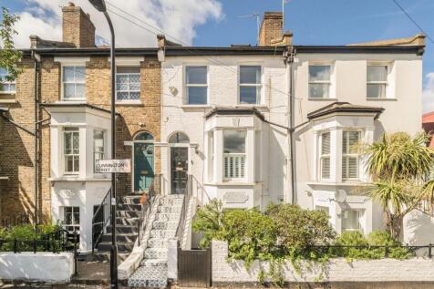 Cunnington Street, Chiswick