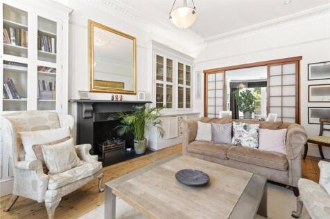 Lavender Gardens, SW11