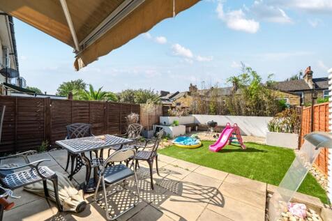 Joseph Hardcastle Close, London, SE14