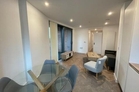 River Apt, Gillender Street, London, E3